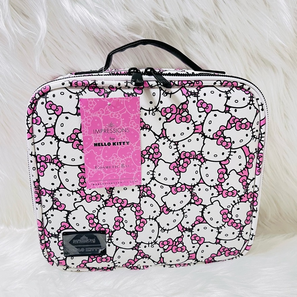 Hello Kitty Bundle - Picture 2 of 11